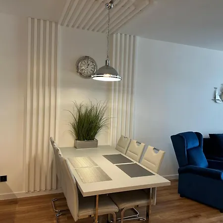 - Park Apartment Mielno (Koszalin)
